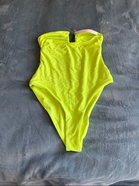 Susan Monaco NWT size small Yellow Strapless One-Piece Swimsuit in electric!